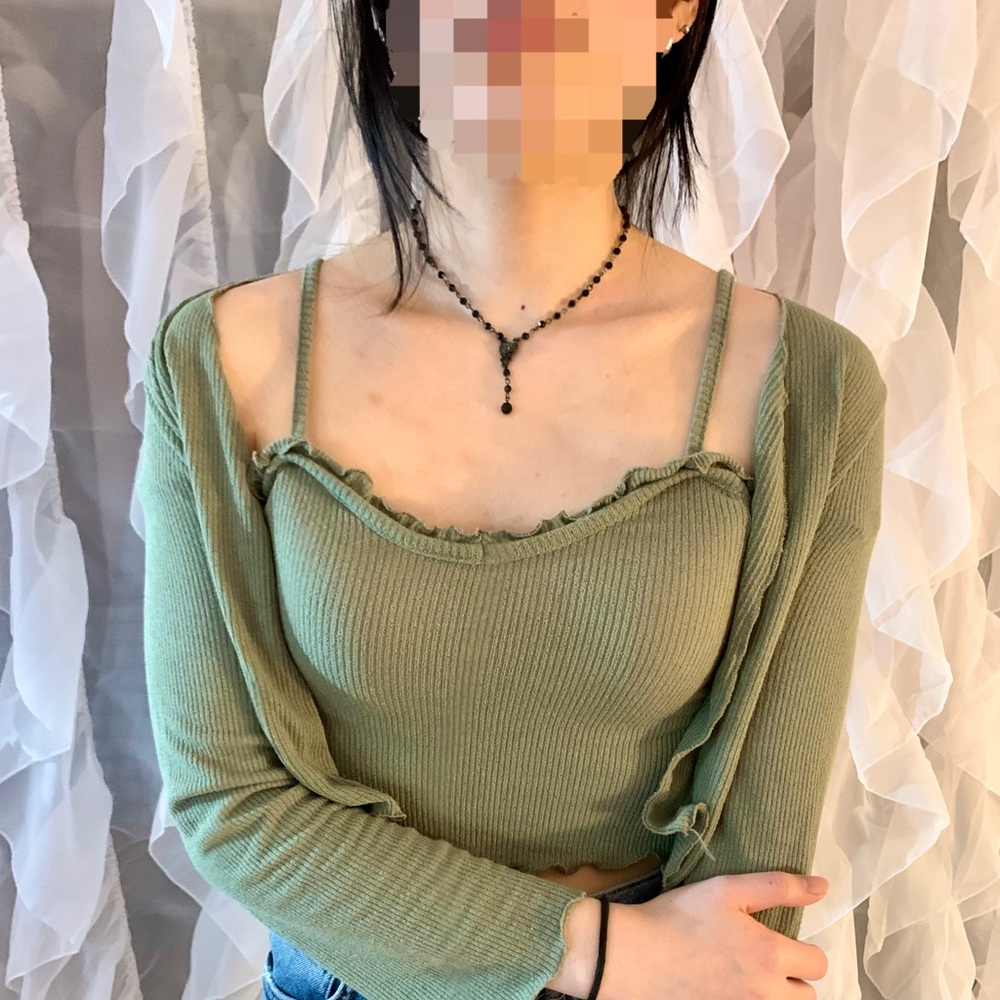 crop top & cardigan